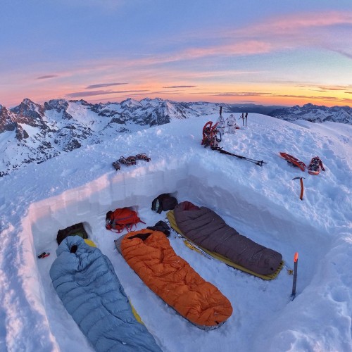 Bivouac hivernal dans la neige !